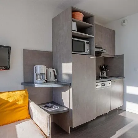 Madame Les Terrasses De Veret Aparthotel 3*