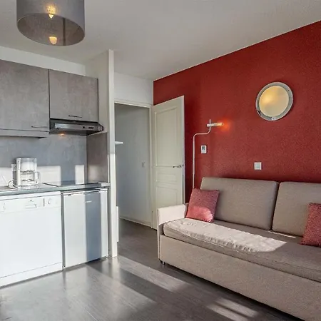 Madame Les Terrasses De Véret 3*