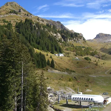 Aparthotel Madame Les Terrasses De Véret 3*